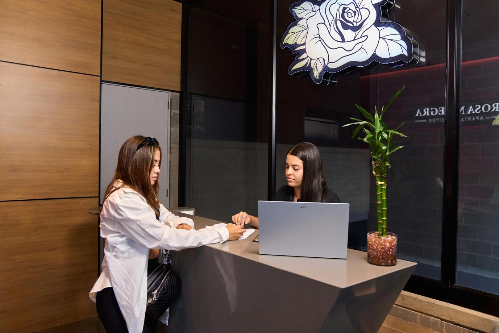 Rosa Negra Stadio Your Cozy Getaway Μεντεγίν Εξωτερικό φωτογραφία